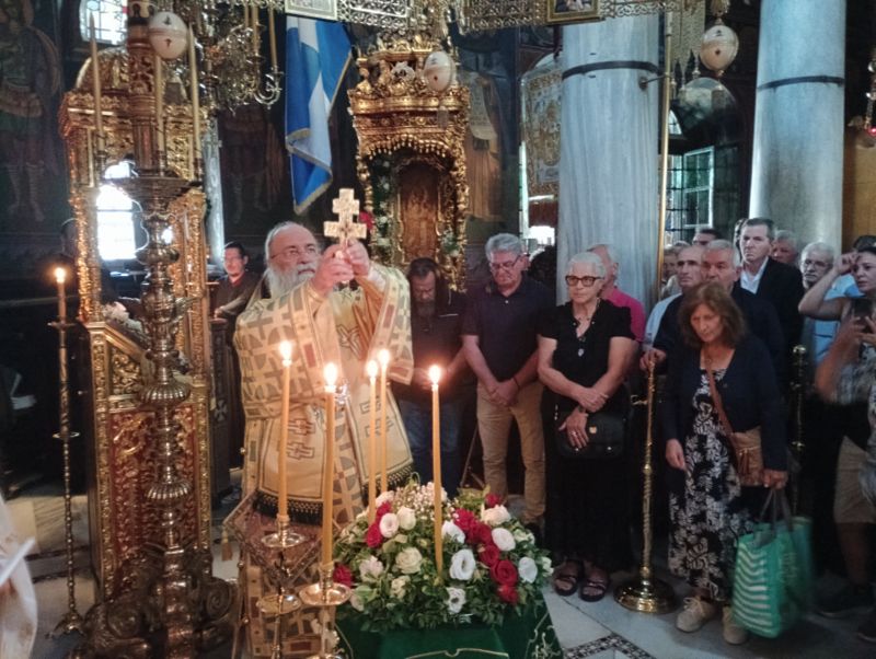Η Ύψωση του Τιμίου Σταυρού στην Ιερά Μονή Εικοσιφοινίσσης